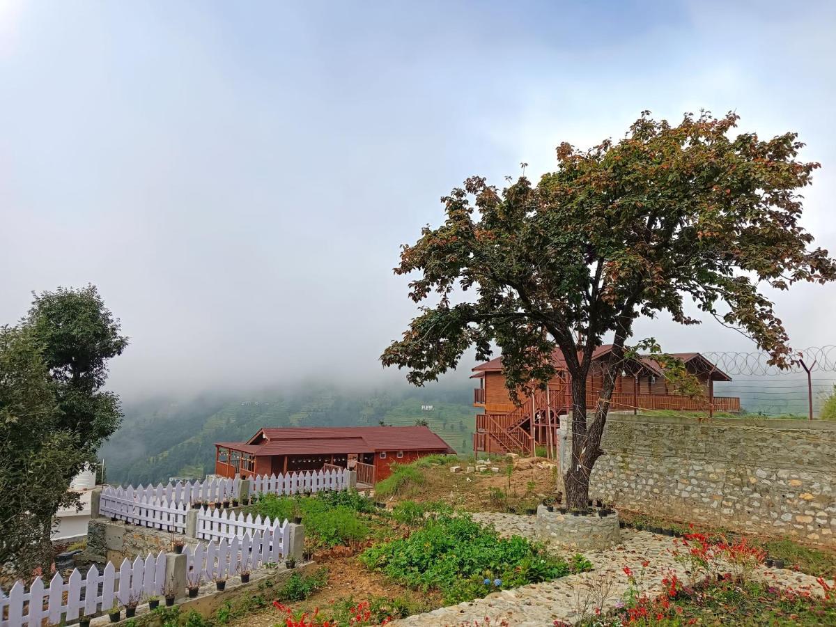 Vanprastha Resorts Dwarahat ภายนอก รูปภาพ
