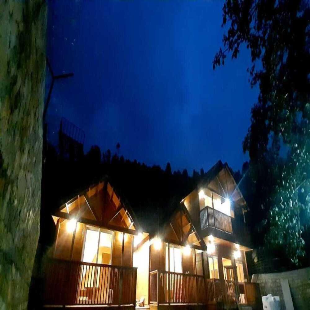 Vanprastha Resorts Dwarahat ภายนอก รูปภาพ
