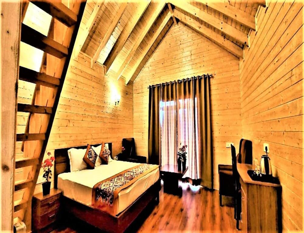 Vanprastha Resorts Dwarahat ภายนอก รูปภาพ